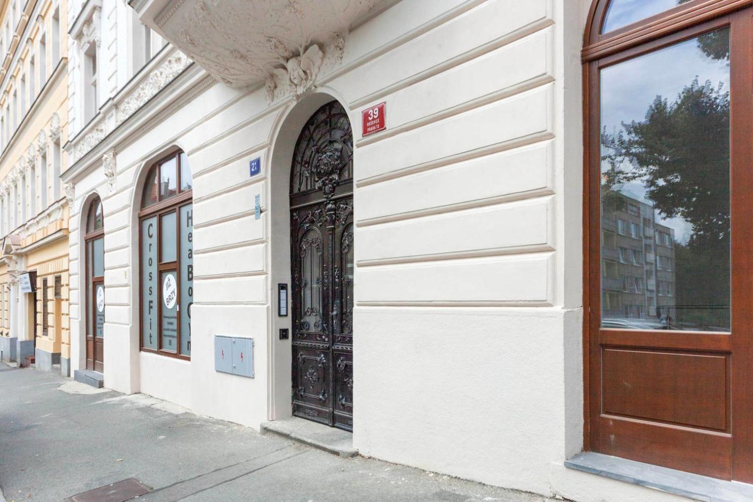 Apartmán Blueground Vrsovice Near Park Peaceful Area Prg-6 *