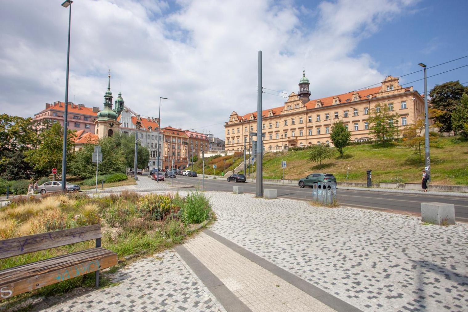 Blueground Vrsovice Near Park Peaceful Area Prg-6 * Praha